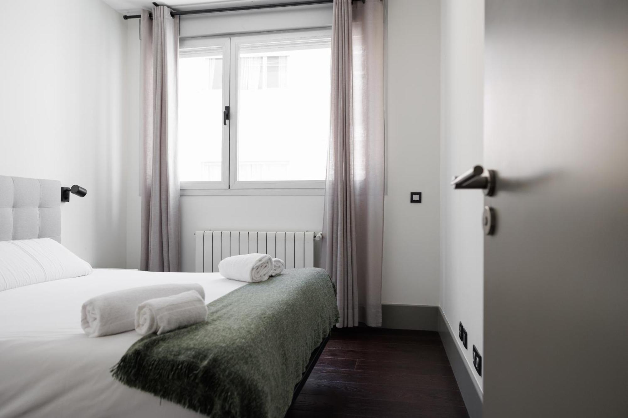 Slow Suites Gran Via Madrid Exteriör bild